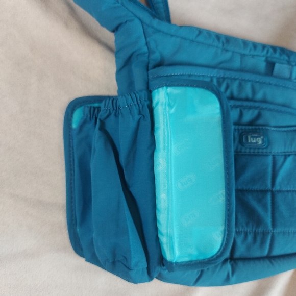 Lug Flutter blue mini cross body bag - Picture 9 of 11